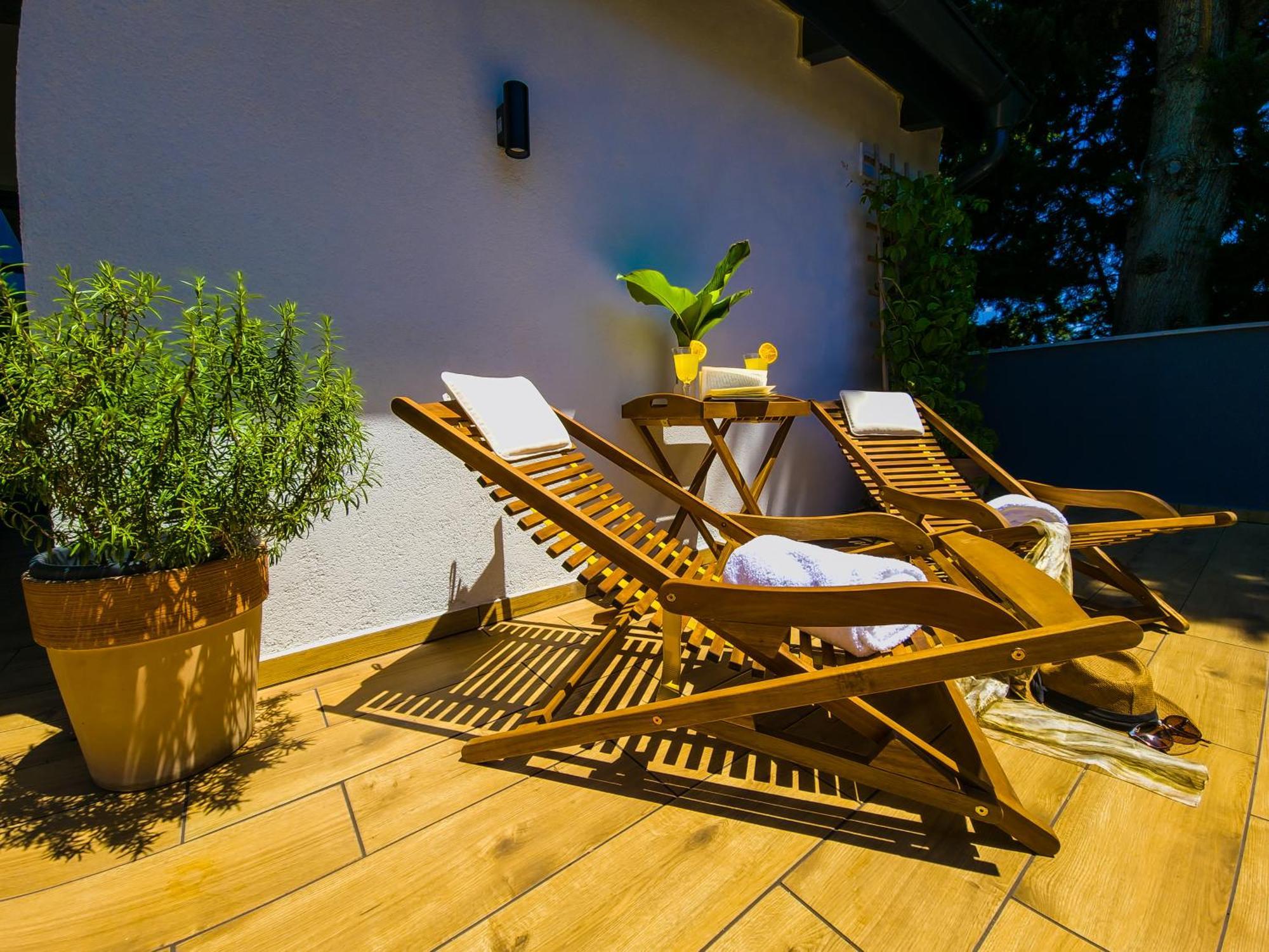 Residence ǁ Corino Biograd Na Moru Exterior foto